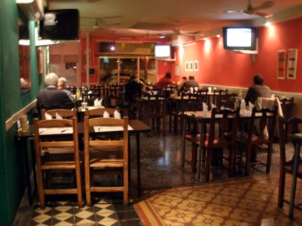 ¿Cómo se llama la plaza de mercado de La Candelaria?